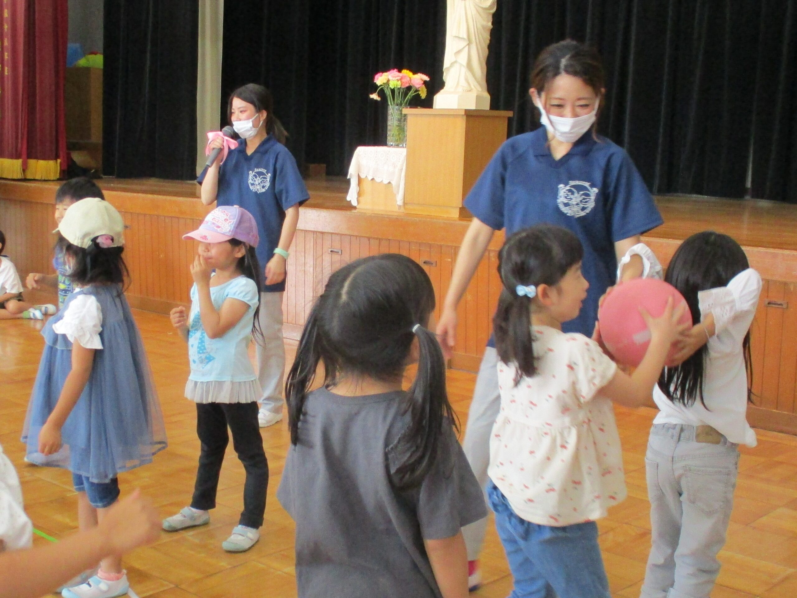 ボール｜関目聖マリア幼稚園｜学校法人大阪聖マリア学園